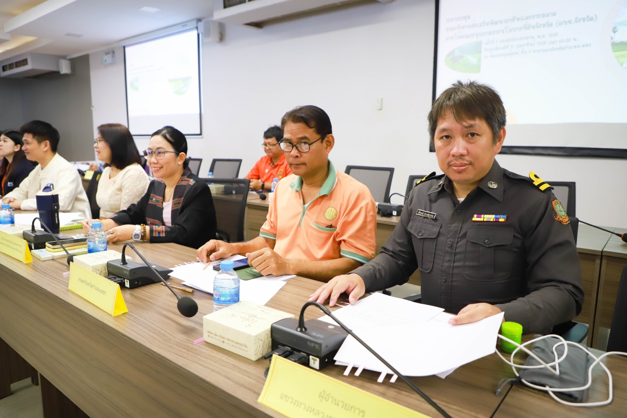 พช.กำแพงเพชร ร่วมการประชุมคณะทำงานส่งเสริมพัฒนาอาชีพและการตลาด ภายใต้คณะอนุกรรมการนโยบายที่ดินจังหวัด (คทช.จังหวัด) ครั้งที่ 2/2568