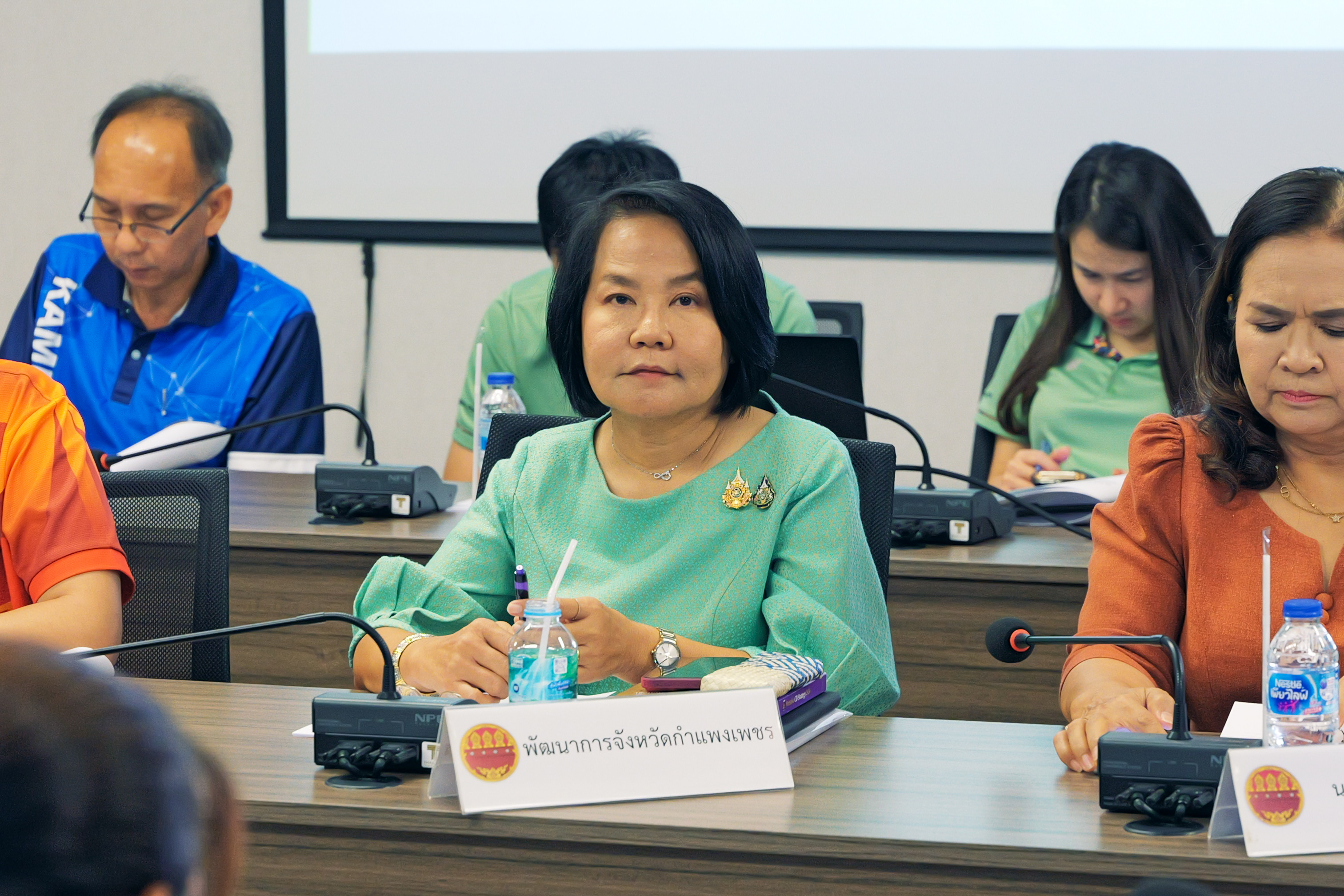 พช.กำแพงเพชร เข้าร่วมการประชุมหารือการจัดกิจกรรม “จังหวัดกำแพงเพชร ส่งรอยยิ้มให้น้องโละโคะ”