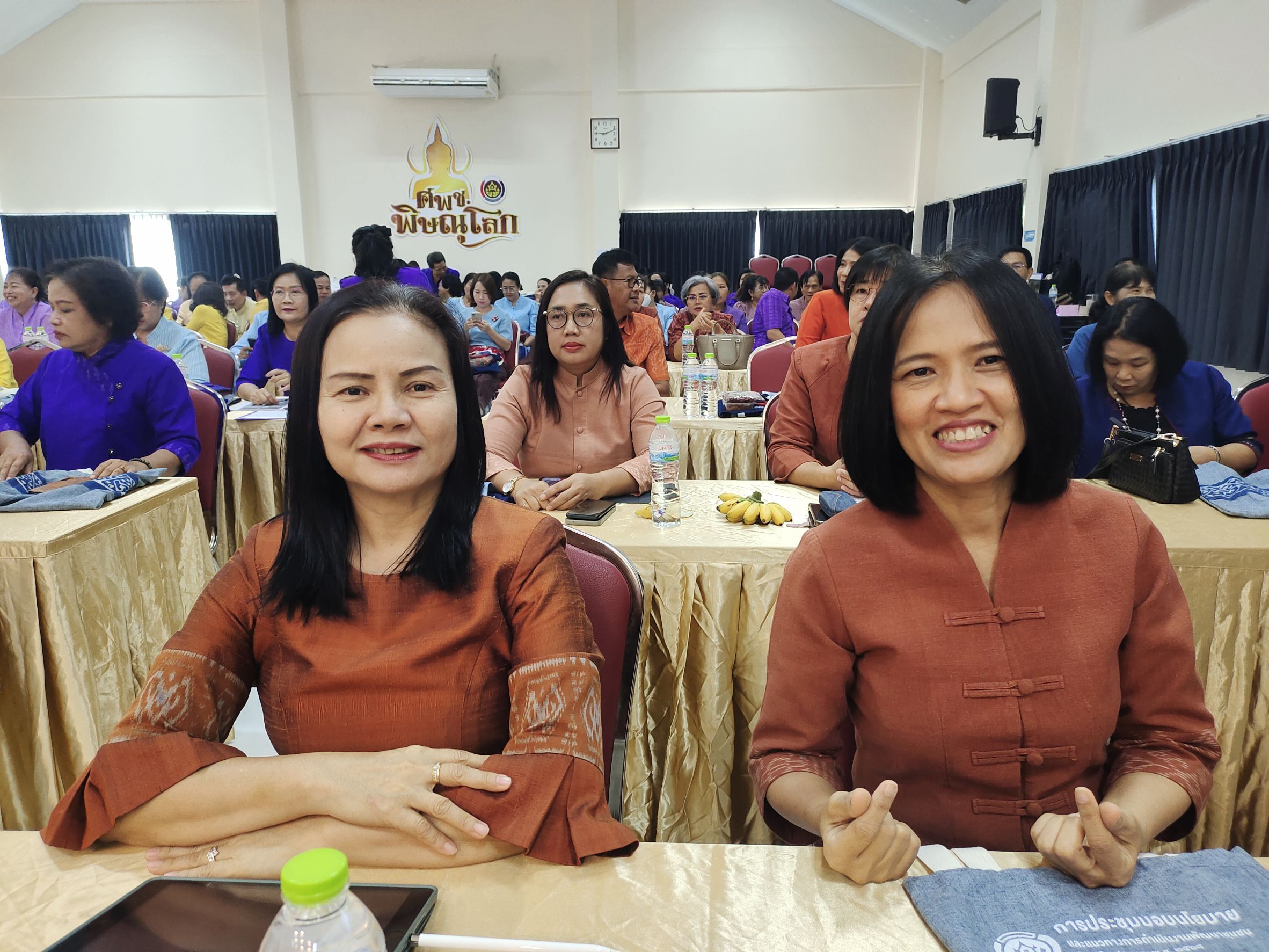 พช.กำแพงเพชร เข้าร่วมการประชุมมอบนโยบายและแนวทางการดำเนินงานพัฒนาชุมชนประจำปีงบประมาณ พ.ศ. 2568