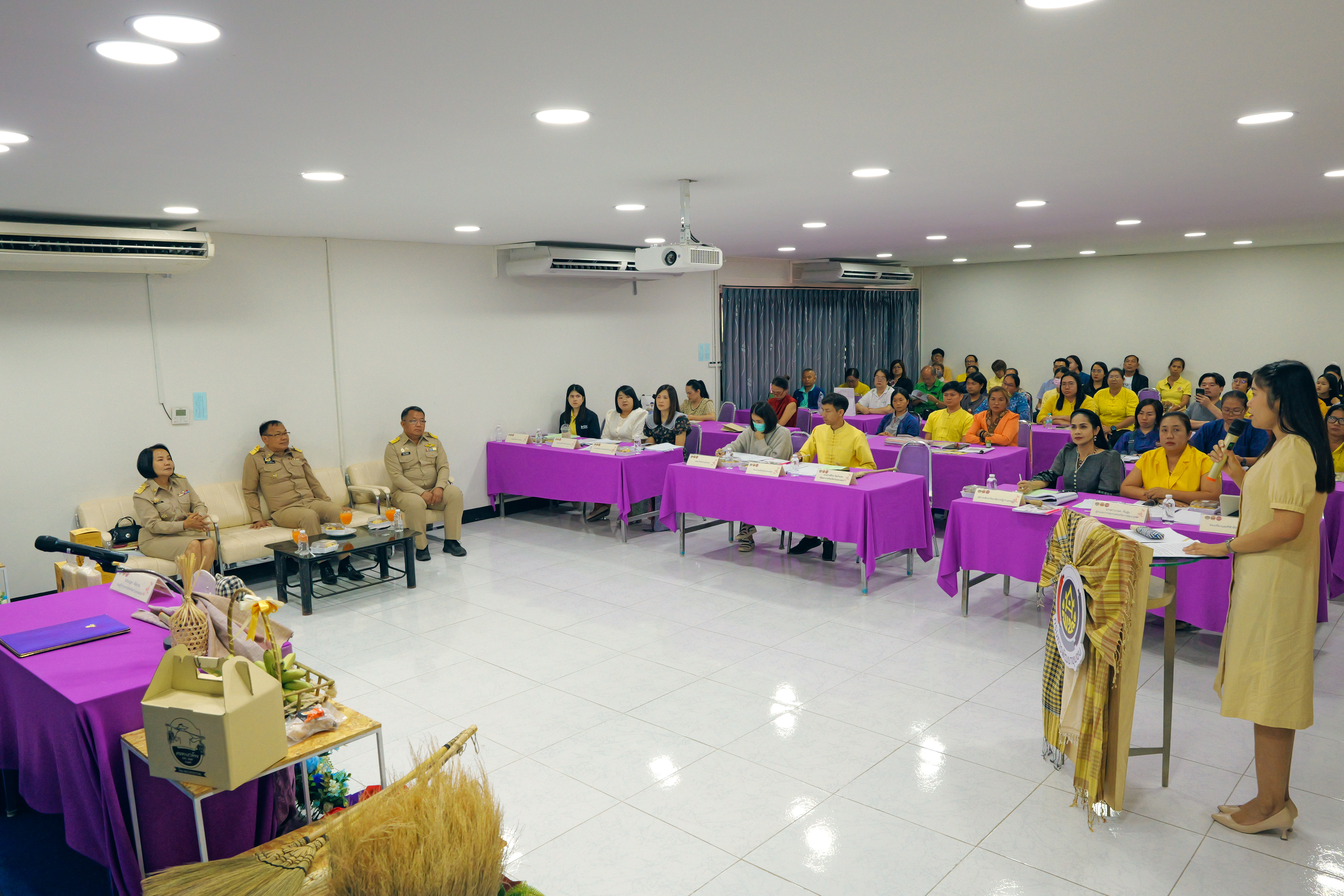 พช.กำแพงเพชร จัดการประชุมคัดสรรสุดยอดผลิตภัณฑ์ OTOP เด่น จังหวัด(Provincial Star OTOP : PSO)