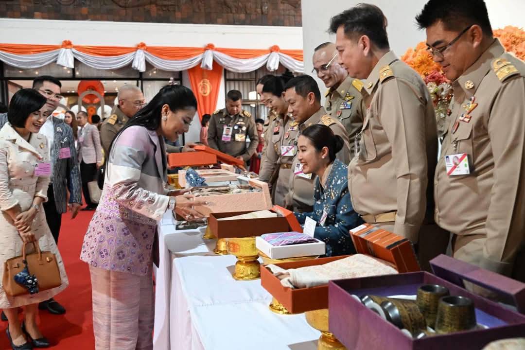 พช.กำแพงเพชร ร่วมรับเสด็จสมเด็จสมเด็จพระเจ้าลูกเธอ เจ้าฟ้าสิริวัณณวรี นารีรัตนราชกัญญา เสด็จทอดพระเนตรนิทรรศการและการจัดแสดงผลงานภูมิปัญญาผ้าไทยและงานหัตกรรมชุมชน ภาคเหนือ