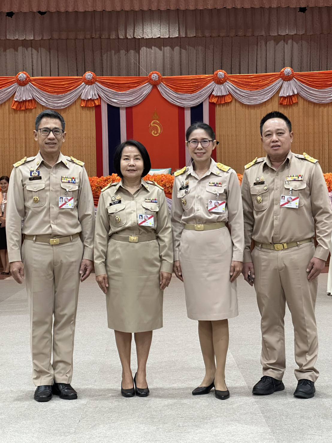 พช.กำแพงเพชร ร่วมรับเสด็จสมเด็จสมเด็จพระเจ้าลูกเธอ เจ้าฟ้าสิริวัณณวรี นารีรัตนราชกัญญา เสด็จทอดพระเนตรนิทรรศการและการจัดแสดงผลงานภูมิปัญญาผ้าไทยและงานหัตกรรมชุมชน ภาคเหนือ