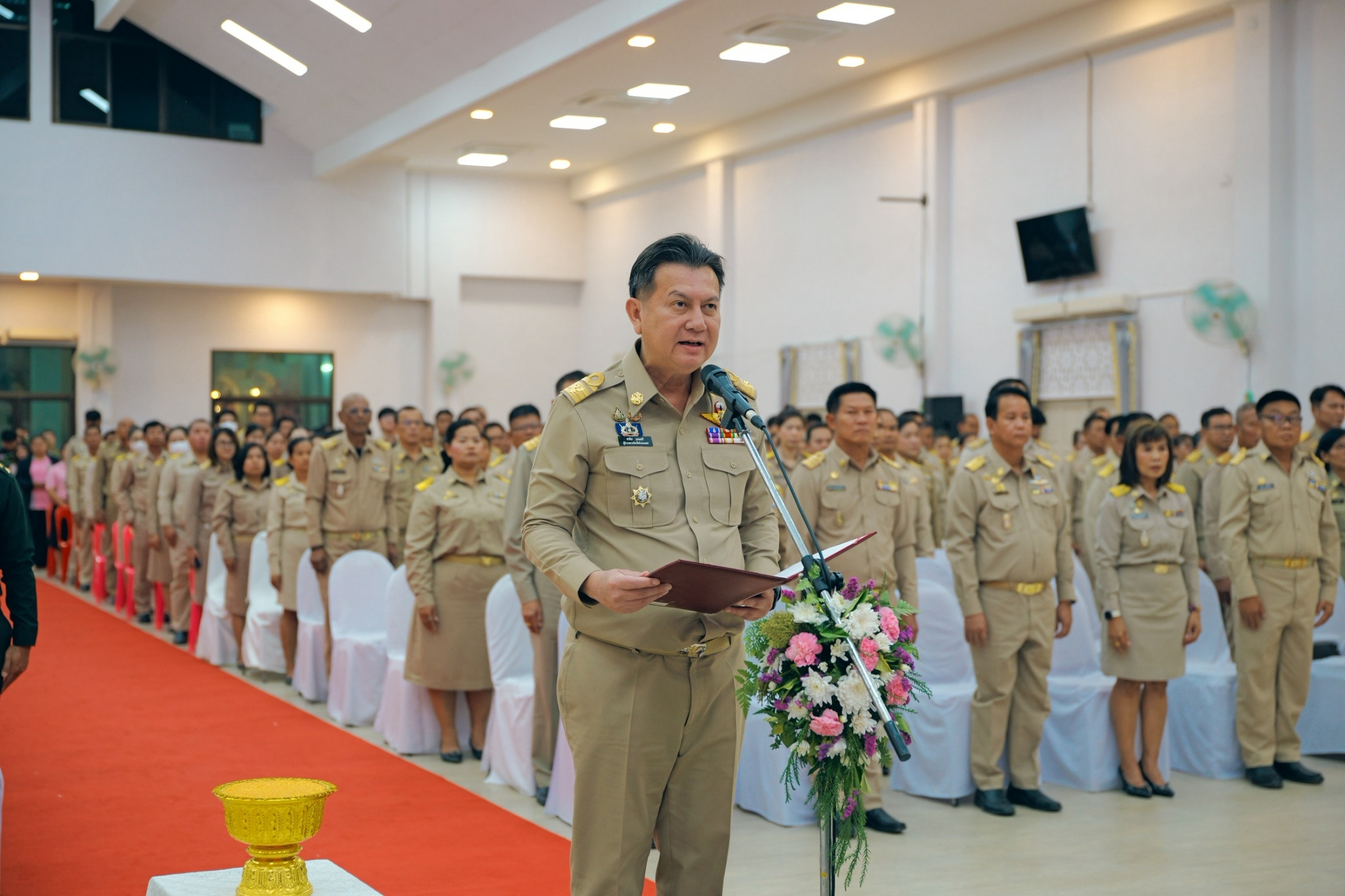 พช.กำแพงเพชร ร่วมพิธีถวายราชสักการะ และกล่าวถวายราชสดุดี พระบาทสมเด็จพระจุลจอมเกล้าเจ้าอยู่หัว เนื่องในวันท้องถิ่นไทย ประจำปี 2568
