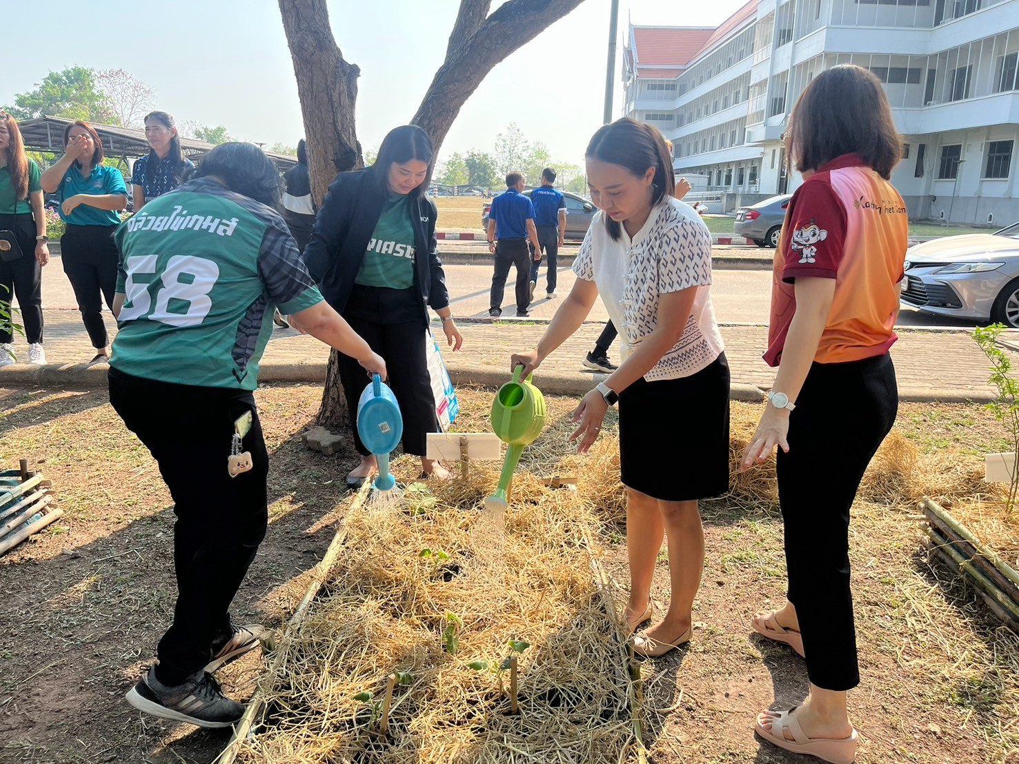 พช.กำแพงเพชร จัดกิจกรรมการน้อมนำแนวพระราชดำริของสมเด็จพระกนิษฐาธิราชเจ้า กรมสมเด็จพระเทพรัตนราชสุดาฯ สยามบรมราชกุมารี สู่ปฏิบัติการปลูกผักสวนครัว เพื่อสร้างความมั่นคงทางอาหาร อย่างต่อเนื่อง