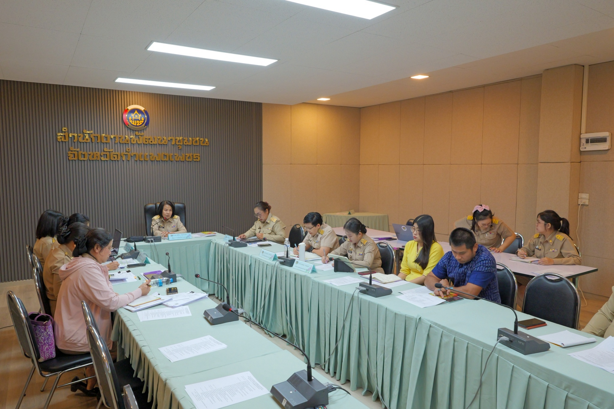 พช.กำแพงเพชร จัดการประชุม ผู้อำนวยการกลุ่มงาน นักวิชาการพัฒนาชุมชน และเจ้าหน้าที่พัฒนาชุมชน