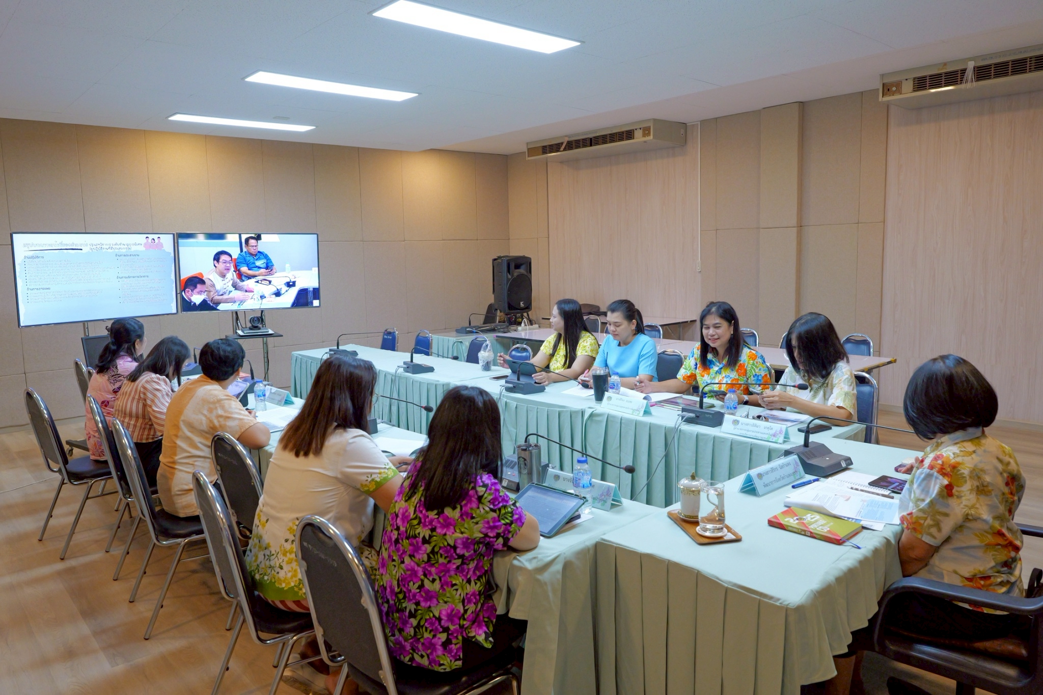 พช.กำแพงเพชร ร่วมการประชุมเชิงปฏิบัติการ เพิ่มประสิทธิภาพการปฏิบัติงานของตำแหน่งประเภทวิชาการ ระดับชำนาญการพิเศษ (ผู้ปฏิบัติงานที่มีประสบการณ์)