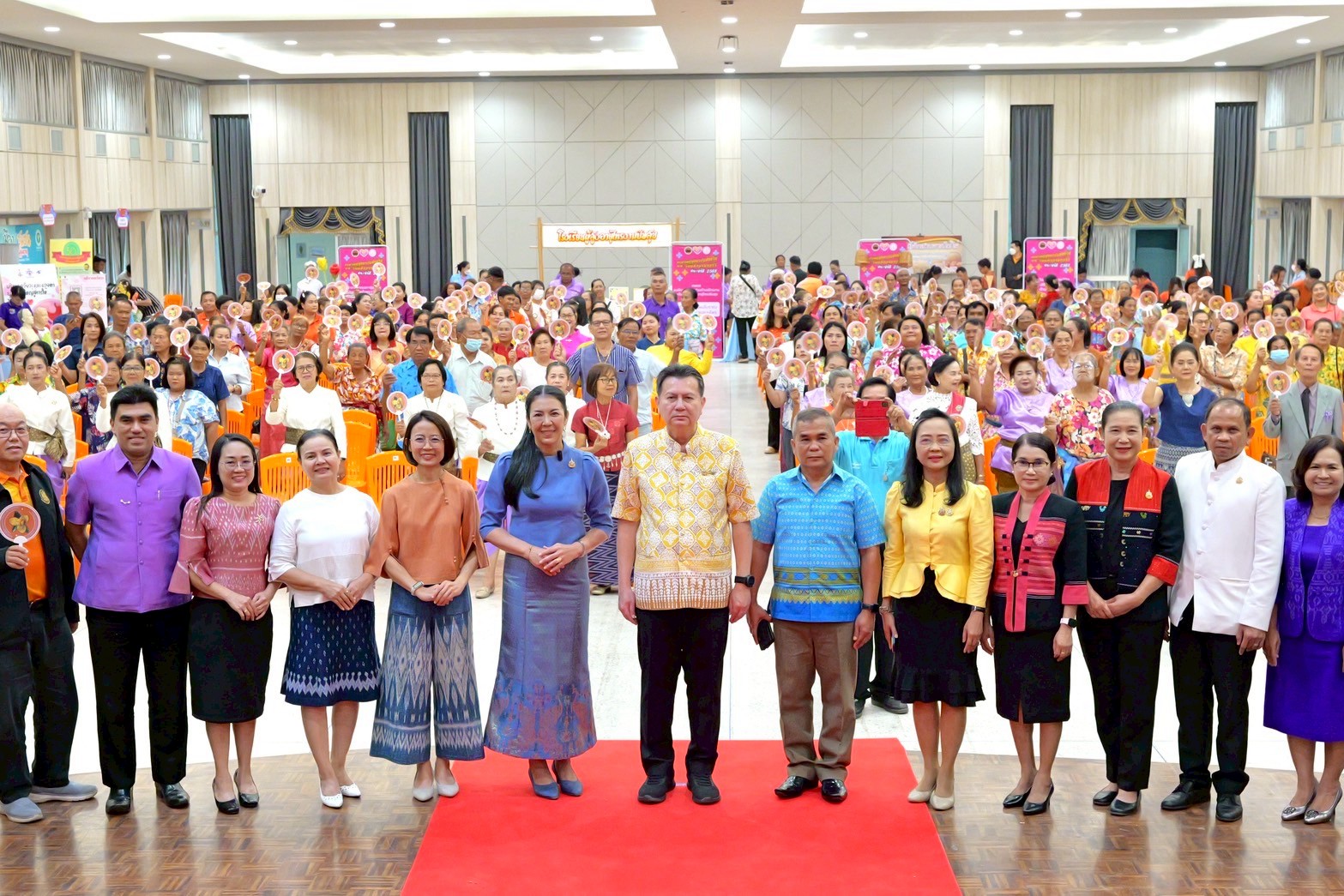 พช.กำแพงเพชร เข้าร่วมกิจกรรมวันผู้สูงอายุแห่งชาติและวันแห่งครอบครัวจังหวัดกำแพงเพชร ประจำปี 2568
