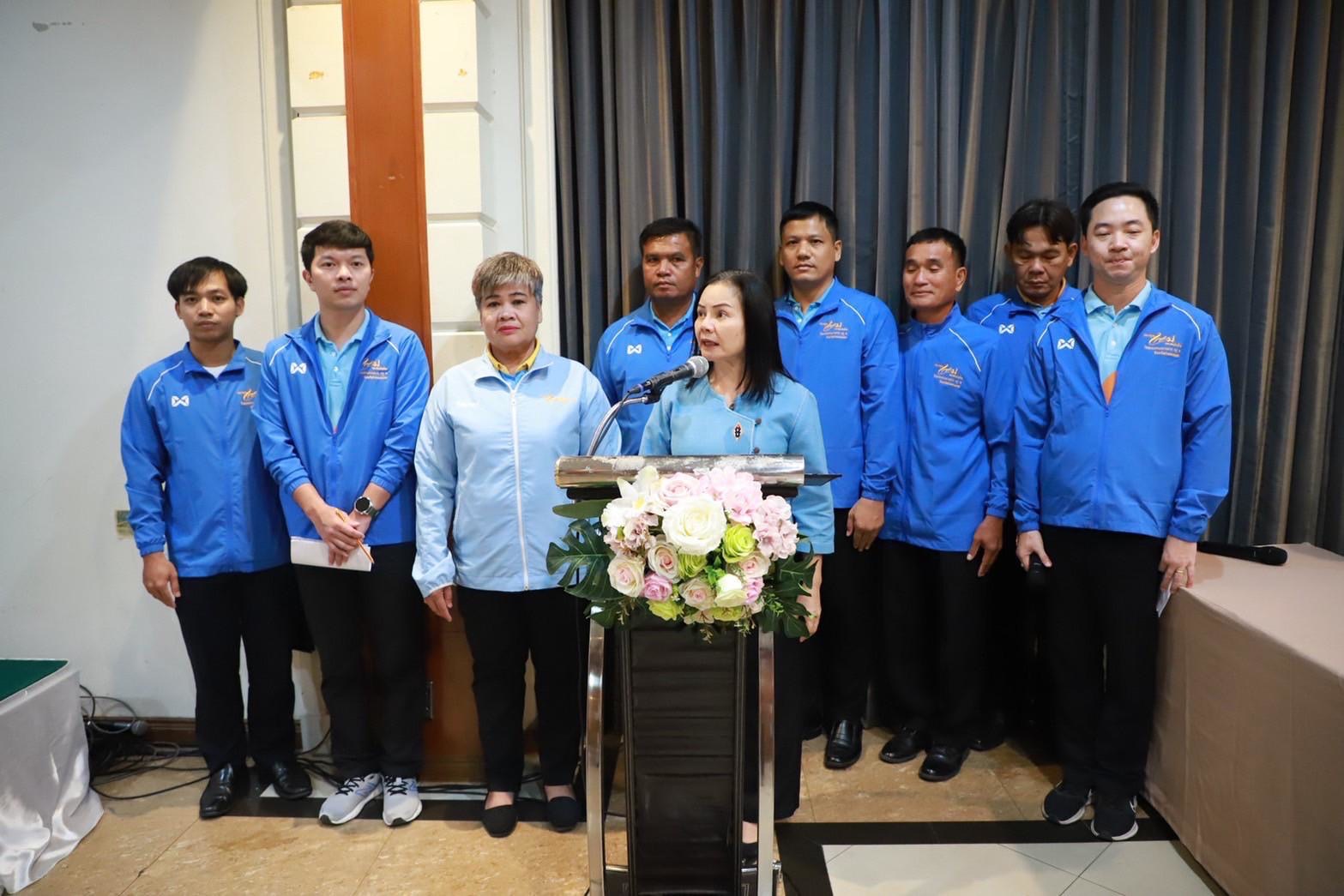 พช.กำแพงเพชร จัดพิธีปิดและมอบวุฒิบัตรให้แก่ผู้เข้าอบรม ในโครงการอบรมวิทยากรกระบวนการกองทุนแม่ของแผ่นดิน (ครู ค)