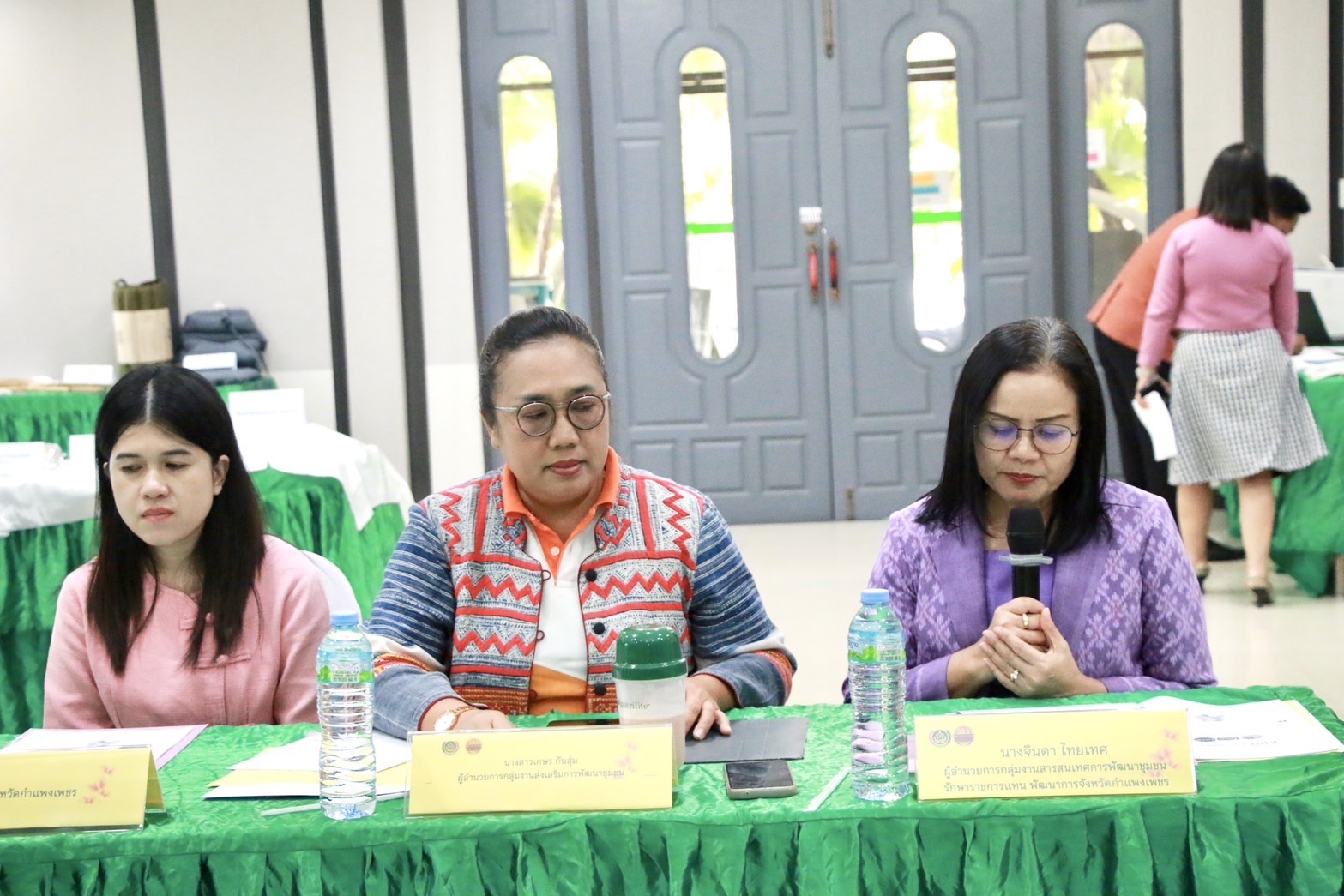 พช.กำแพงเพชร คัดเลือกผลิตภัณฑ์ OTOP เด่น ตามโครงการส่งเสริมกระบวนการเครือข่ายองค์ความรู้ KBO