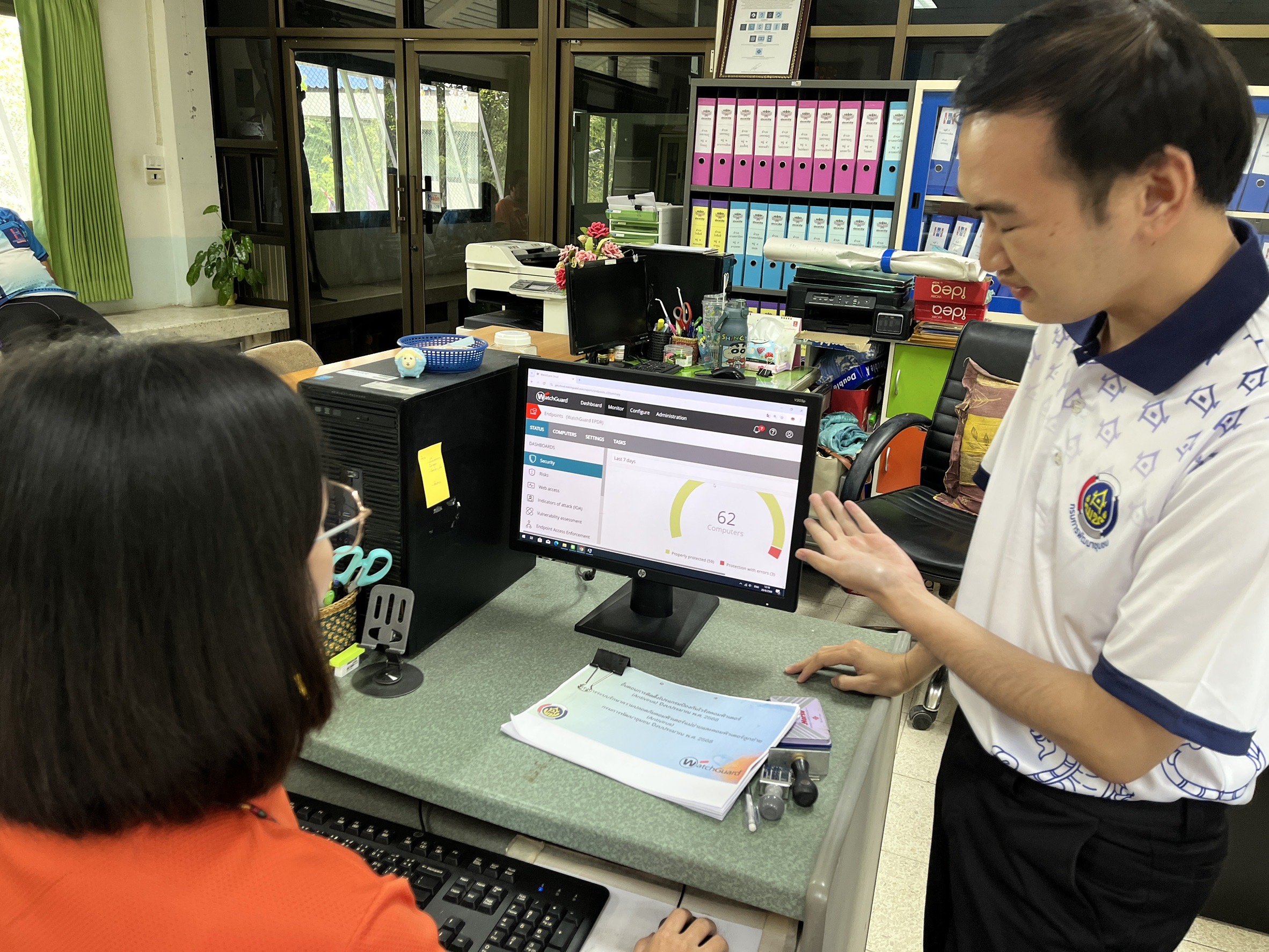 พช.กำแพงเพชร ลงพื้นที่ดำเนินการลงโปรแกรมantivirus 2568 และตรวจสอบระบบสารสนเทศของอำเภอ