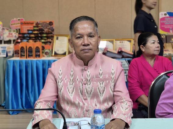 พช.กำแพงเพชร “ร่วมคัดเลือกคนกองทุนพัฒนาบทบาทสตรีดีเด่นระดับศูนย์ศึกษาฯ นำเสนอระบบ (SMART) บริหารกองทุนฯ✨ วันอังคารที่ 22 กรกฎาคม 2568 ณ ห้องประชุมสำนักงานพัฒนาชุมชนจังหวัดกำแพงเพชร ชั้น 2 ศาลากลางจังหวัดกำแพงเพชร และที่ทำการกลุ่มอาชีพฯ อำเภอเมืองกำแพงเพชร