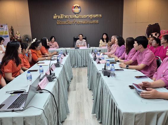 พช.กำแพงเพชร “ร่วมคัดเลือกคนกองทุนพัฒนาบทบาทสตรีดีเด่นระดับศูนย์ศึกษาฯ นำเสนอระบบ (SMART) บริหารกองทุนฯ✨ วันอังคารที่ 22 กรกฎาคม 2568 ณ ห้องประชุมสำนักงานพัฒนาชุมชนจังหวัดกำแพงเพชร ชั้น 2 ศาลากลางจังหวัดกำแพงเพชร และที่ทำการกลุ่มอาชีพฯ อำเภอเมืองกำแพงเพชร