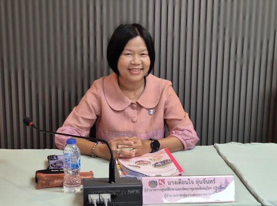 พช.กำแพงเพชร “ร่วมคัดเลือกคนกองทุนพัฒนาบทบาทสตรีดีเด่นระดับศูนย์ศึกษาฯ นำเสนอระบบ (SMART) บริหารกองทุนฯ✨ วันอังคารที่ 22 กรกฎาคม 2568 ณ ห้องประชุมสำนักงานพัฒนาชุมชนจังหวัดกำแพงเพชร ชั้น 2 ศาลากลางจังหวัดกำแพงเพชร และที่ทำการกลุ่มอาชีพฯ อำเภอเมืองกำแพงเพชร